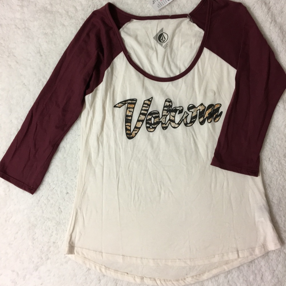 Brand new Volcom 3/4 sleeve